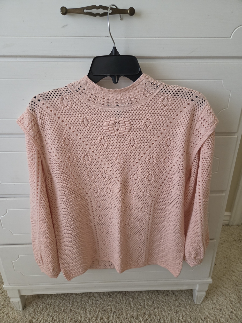 White House Black Market Pale Pink Eyelet Knit Sweater Size M